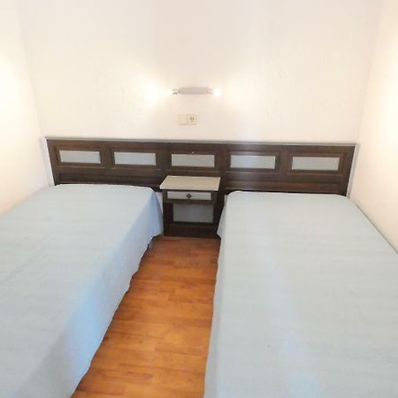 Holiday Center Росес Екстериор снимка