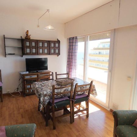 Holiday Center Росес Екстериор снимка