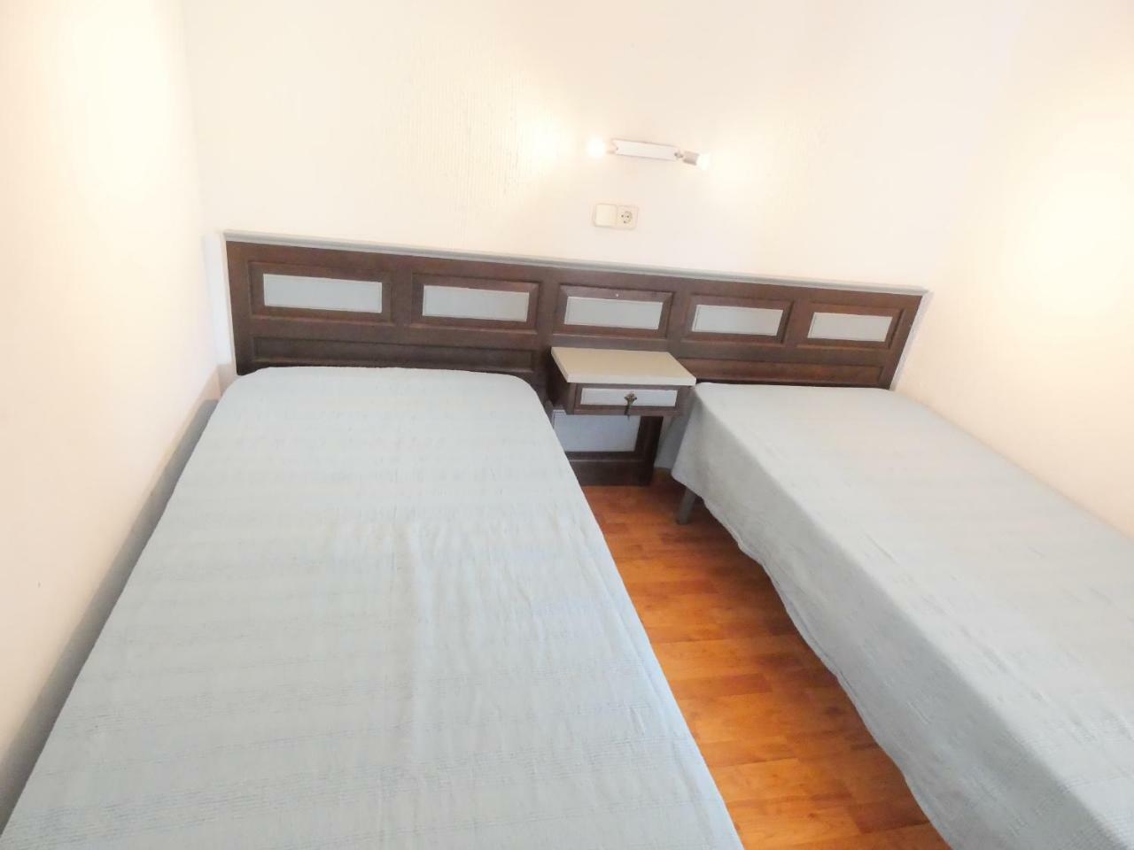 Holiday Center Росес Екстериор снимка