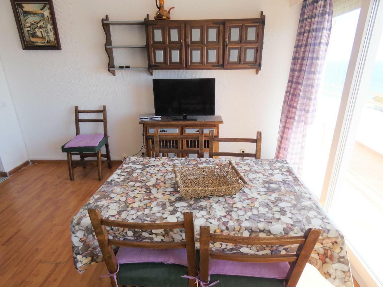 Holiday Center Росес Екстериор снимка