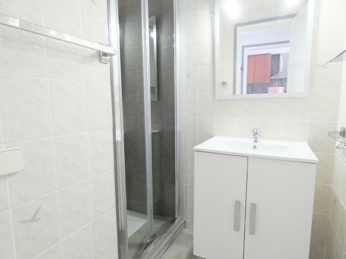 Holiday Center Росес Екстериор снимка